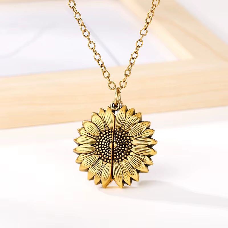 You Are My Sunshine Necklaces for Women Men Lover Gold Color Sunflower Necklace Pendant Jewelry Birthday Gift for Girlfriend Mom