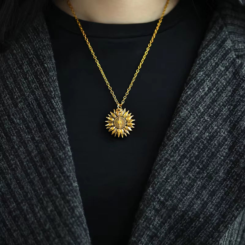 You Are My Sunshine Necklaces for Women Men Lover Gold Color Sunflower Necklace Pendant Jewelry Birthday Gift for Girlfriend Mom