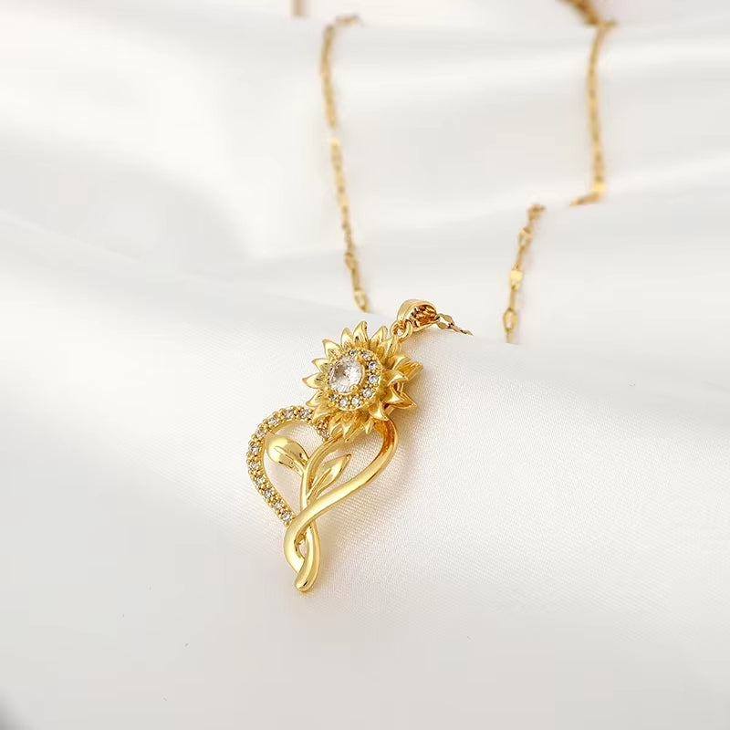 360° Rotatable Decompression Love Sunflower Sunflower Zircon Pendant Necklace for Ladies Birthday Gift Christmas Gift